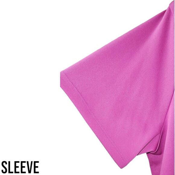 UNDER ARMOUR Women's Athletic Top with 🥵 heat gear. - Picture 4 of 14